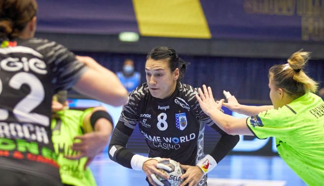 Handbal / CSM Bucureşti a surclasat Zalăul şi ameninţă fotoliul de lider al Rapidului - 1-1643268466.jpg