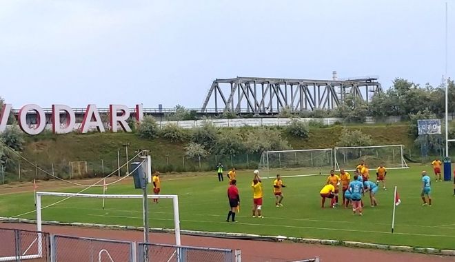 Meci caritabil. Rugbiştii de la CS Năvodari sar în sprijinul lui Gică Văcaru - 1-1643288989.jpg