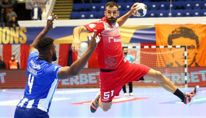 Handbal / Javier Humet și-a prelungit contractul cu CS Dinamo până în 2024 - 1-1643722122.jpg
