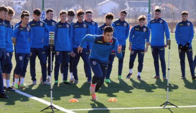 Fotbal / Juniorii din circuitul naționalelor, testați fizic de FRF - 1-1643899423.jpg