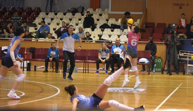 Volei / CS Medgidia, învinsă de CSM Volei Alba Blaj în restanţa de campionat - 1-1646738892.jpg