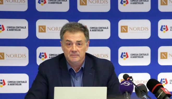 Fotbal / Președintele Comisiei Centrale de Arbitri, Kyros Vassaras, întâlnire cu comentatorii TV - 1-1647505536.jpg