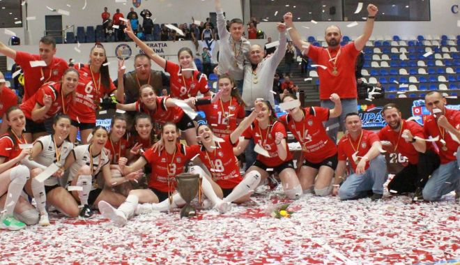 Volei / O finală de vis! CSM Volei Alba Blaj a cucerit Cupa României - feminin - 1-1647847899.jpg