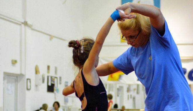 Arbitrii de gimnastică se perfecţionează. Examen important promovat de Carmen Traicu - 1-1647947495.jpg