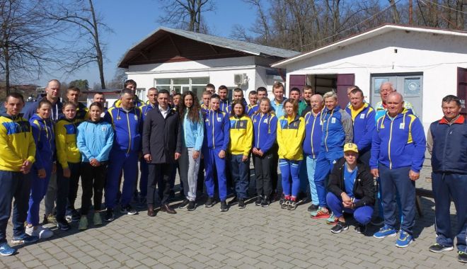 Ministerul Sportului / Eduard Novak i-a vizitat pe sportivii ucraineni cazaţi la Complexul Sportiv 