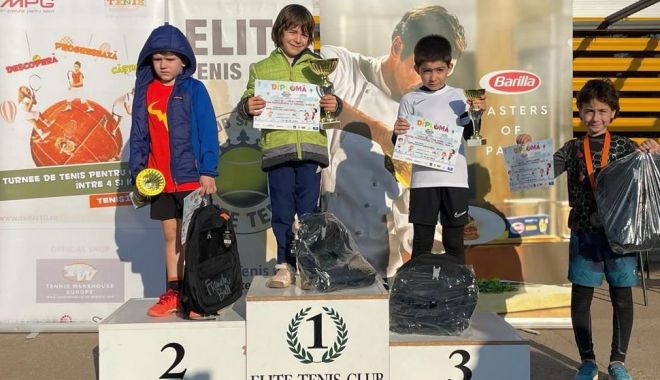 Tenisul constănţean are viitor! Matei Petre, campionul României la Naţionalele de Iarnă - 1-1648734401.jpg