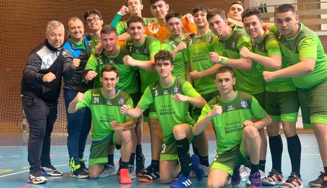 Handbal / Învingători la Botoşani! Juniorii Medgidiei s-au calificat la turneul final al Campionatului Naţional - 1-1649851858.jpg