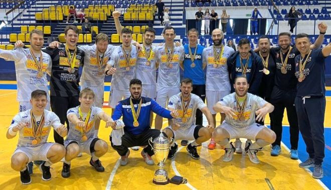 Constanţa de bronz! HC Dobrogea Sud a încheiat sezonul pe podium - 1-1652947682.jpg