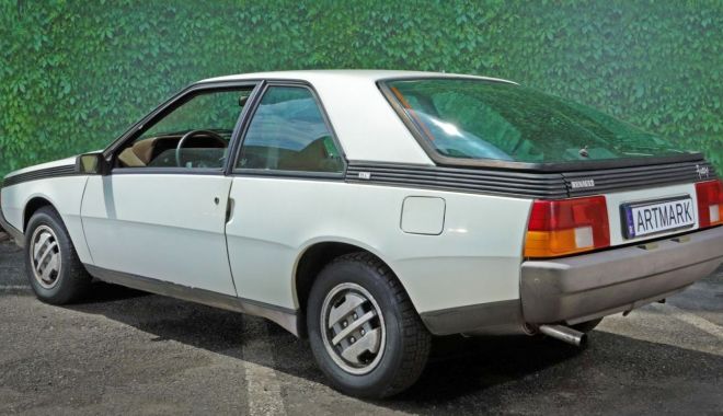 Maşina Zoiei Ceauşescu, vândută la licitaţie! 20.000 de euro pentru un Renault Fuego GTS