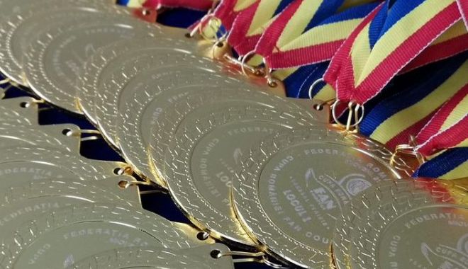 Handbal / CSM Bucureşti şi SCM Râmnicu Vâlcea vor disputa finala Cupei României - 1-1653208730.jpg