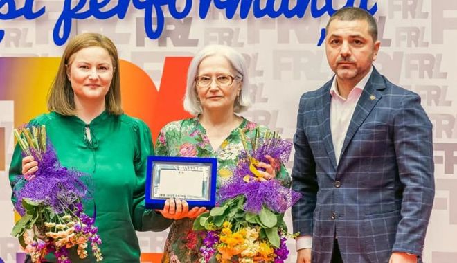 Lupte / Festivitate specială de premiere la turneul de la Bucureşti. Plachetă omagială „In Memoriam Vasile Iorga” - 1-1653312845.jpg