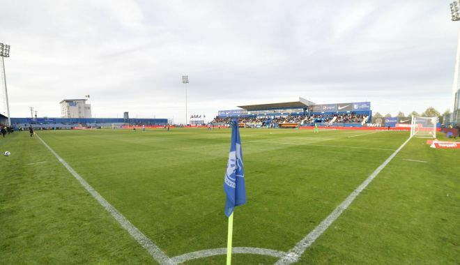 Fotbal / Farul a renunţat la mijlocașul Florin Purece și la portarul Laurențiu Brănescu