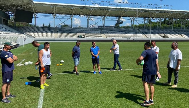 Doi antrenori de rugby constănţeni au devenit educatori - 1-1654867433.jpg
