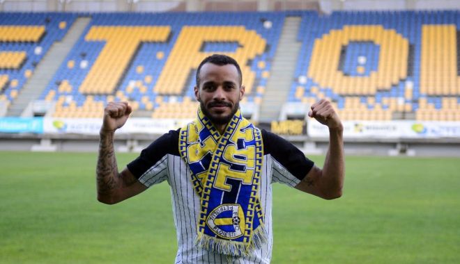 Fotbal / Bursa transferurilor. Jucători din străinătate pentru Petrolul, FC Botoşani şi CFR Cluj - 1-1655711942.jpg