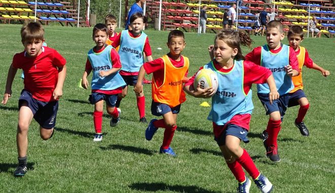 Eseuri şi placaje cu cei mai mici rugbişti, în Circuitul Naţional 