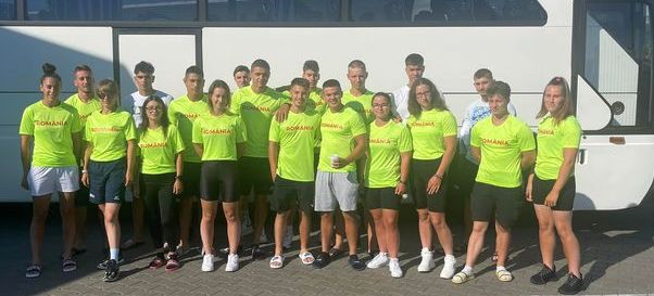 Kaiac-canoe / 20 de sportivi vor reprezenta România la Europenele de juniori şi tineret de la Belgrad - 1-1655810268.jpg