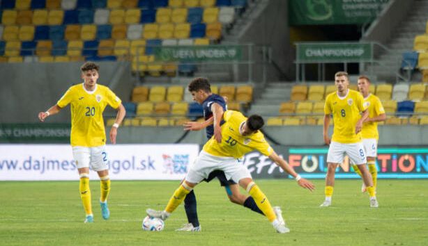 Fotbal, EURO / Final trist de aventură pentru tricolorii U19. Au pierdut inclusiv calificarea în barajul pentru Mondiale - 1-1656230036.jpg