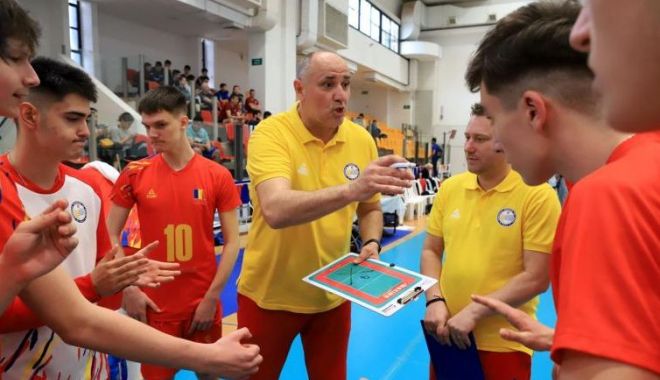 Volei / Naționala de juniori U18 a României debutează la Campionatul Balcanic de la Novi Sad - 1-1656425391.jpg