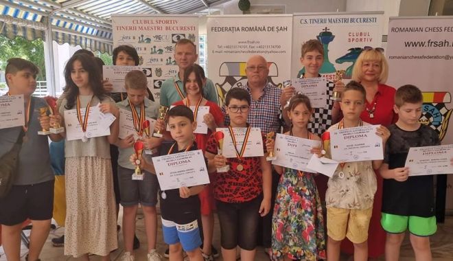 Copiii de la Fianchetto Constanţa, campioni ai Turneului Internaţional de Şah 