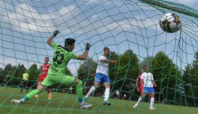 Farul îşi testează forţele în amicalul de la Buftea, cu Petrolul Ploieşti - 1-1657010761.jpg