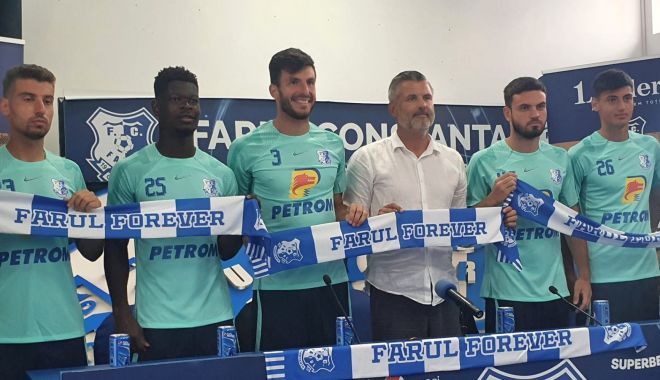 Fotbal / Farul şi-a prezentat ultimele achiziţii înaintea amicalului cu CSA Steaua