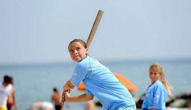 La Eforie Nord, se dă startul Campionatelor Naţionale de oină pe plajă pentru junioare - 1-1659345968.jpg
