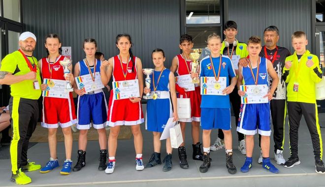 Pugiliştii de la CS Năvodari, repetiţie finală înaintea participării la Europene - 1-1659600273.jpg
