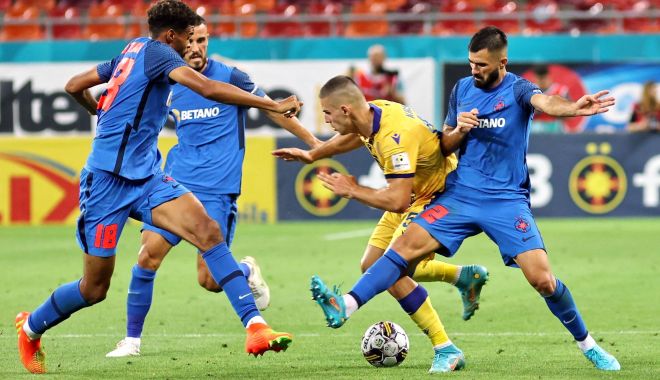 Fotbal / FCSB, atacată de „vikingi”! Dică: „Numai dacă dăm totul pe teren putem câştiga” - 1-1660735934.jpg