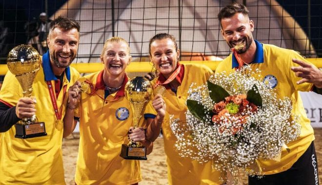 Volei pe plajă / Au încins nisipul! Premii consistente pentru campionii României - 1-1660740888.jpg