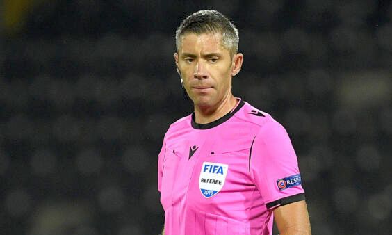 Fotbal / Radu Petrescu, delegat de UEFA la partida Twente - Fiorentina, din play-off-ul Conference League