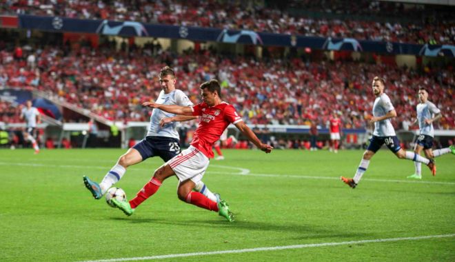 Fotbal / Benfica, o nucă prea tare. Mircea Lucescu merge cu Dinamo Kiev în grupele Europa League - 1-1661328937.jpg