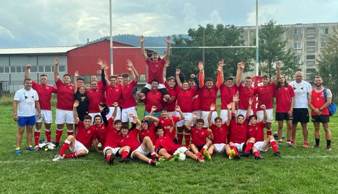 Rugbiştii juniori ai CSM Constanţa, victorie în amicalul cu RC Săcele - 1-1662466063.jpg