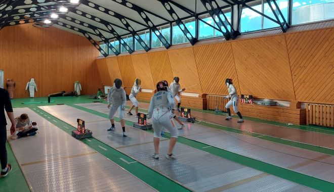 Scrimă / Lotul feminin olimpic al României a încheiat cantonamentul de la Piatra Arsă