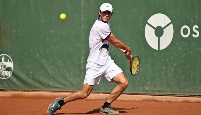 Tenis / Nicholas David Ionel, învins de bosniacul Dzumhur în semifinalele turneului challenger Sibiu Open - 1-1664095606.jpg