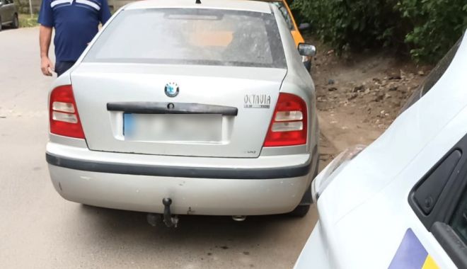 Şofer cu permisul reţinut, prins la volan, la Constanţa, pe o stradă cu "Accesul interzis"