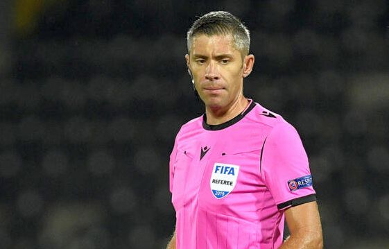 Fotbal / Românul Radu Petrescu va arbitra partida RFS - Istanbul Başakşehir, din grupele Conference League