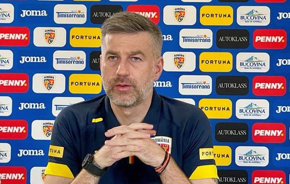 Fotbal, echipa naţională / Selecționerul Edi Iordănescu îi „spionează” pe elveţieni la Mondialele din Qatar - 1-1666696536.jpg