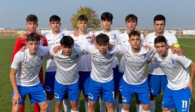 Juniorii U16 ai Farului, calificaţi în optimile de finală ale Cupei Elitelor - 1-1667999863.jpg