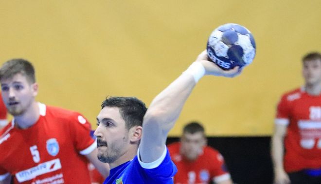 Handbal / CSA Steaua, simplu galop de sănătate în partida cu nou-promovata CSM Oradea - 1-1668158079.jpg