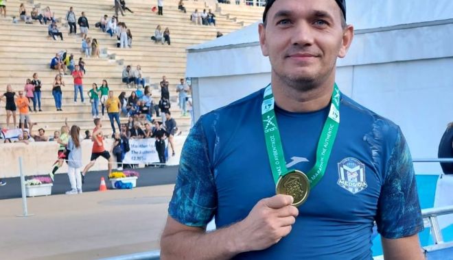 Atletism / Cornel Neagu a dus tricoul Medgidiei la „Maratonul de la Atena” - 1-1668520305.jpg