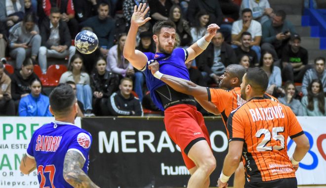Handbal, Liga Naţională / Steaua câştigă la Baia Mare şi păstrează Constanţa pe locul doi în clasament - 1-1669041692.jpg