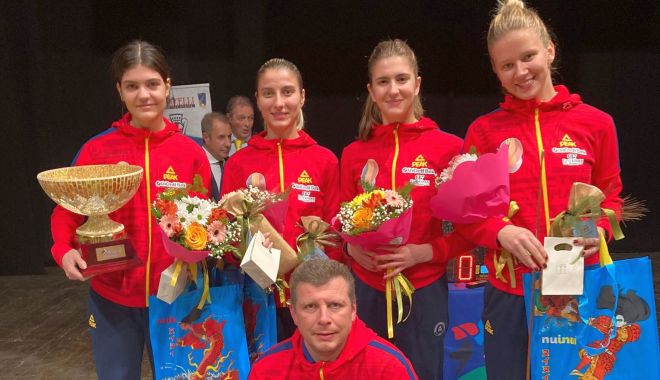En garde! România a câştigat Trofeul Bertinetti la spadă feminin - 1-1669210515.jpg