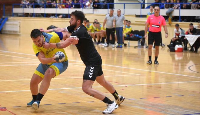 CS Medgidia a răpus-o pe CS Dinamo II după un final tensionat de partidă - 1-1671021841.jpg