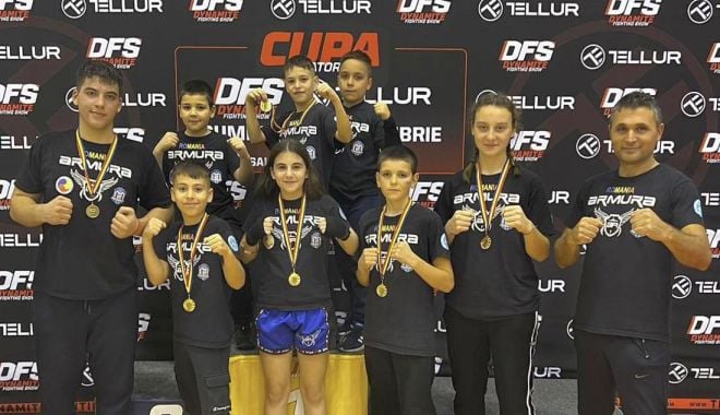 Kick-boxing / Copiii de la CS Medgidia, medaliaţi la Cupa de Amatori DFS Tellur de la Bucureşti - 1-1671454910.jpg