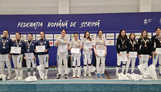 Scrimă / En garde! CS Dinamo București a cucerit titlul național al junioarelor la sabie - 1-1673882864.jpg