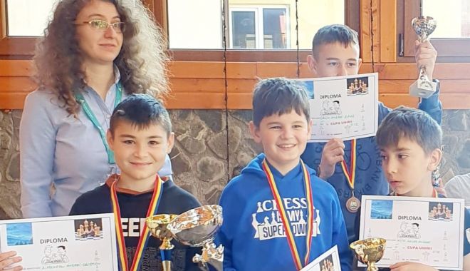 Şah / Andrei-Cristian Diaconescu, de la CS Năvodari, vicecampionul Cupei Unirii de la Poiana Ţapului - 1-1674655109.jpg