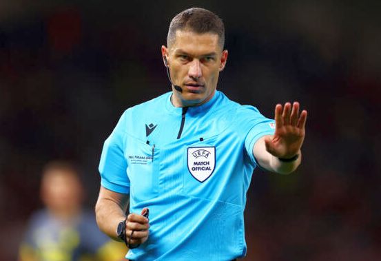 Fotbal / Prima semifinală a Cupei Mondiale a Cluburilor, arbitrată de românul Istvan Kovacs - 1-1675688171.jpg