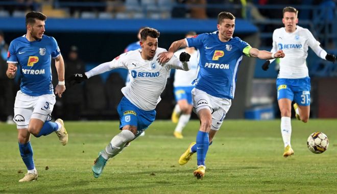 Fotbal / Farul, din nou pe primul loc în clasament, după victoria cu Universitatea Craiova - 1-1675751811.jpg