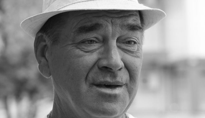 Drum lin spre stele prof. Dumitru Micu, omul care a învăţat generaţii de elevi să înfrunte 