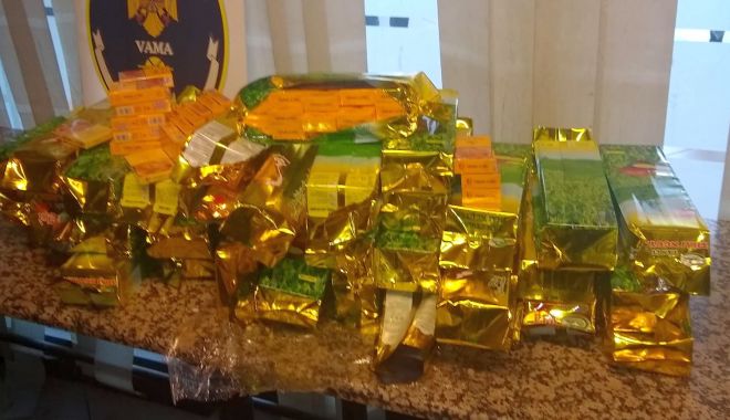 Bagajele la control! Țigarete și tutun pentru narghilea confiscate de inspectorii vamali - 1-1681211310.jpg